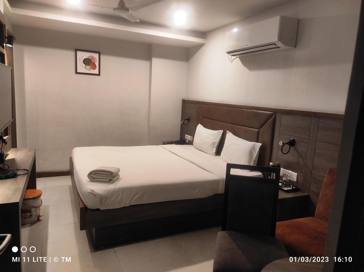 Hotel K79 Jamshedpur Exterior foto