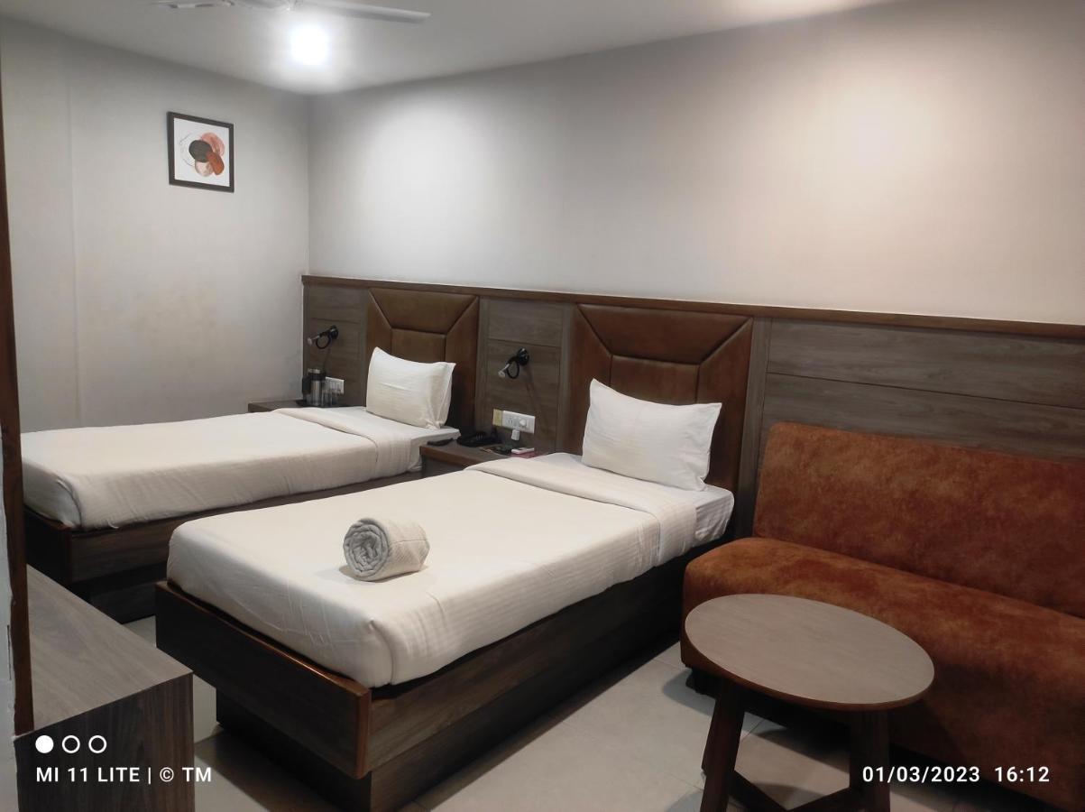 Hotel K79 Jamshedpur Exterior foto